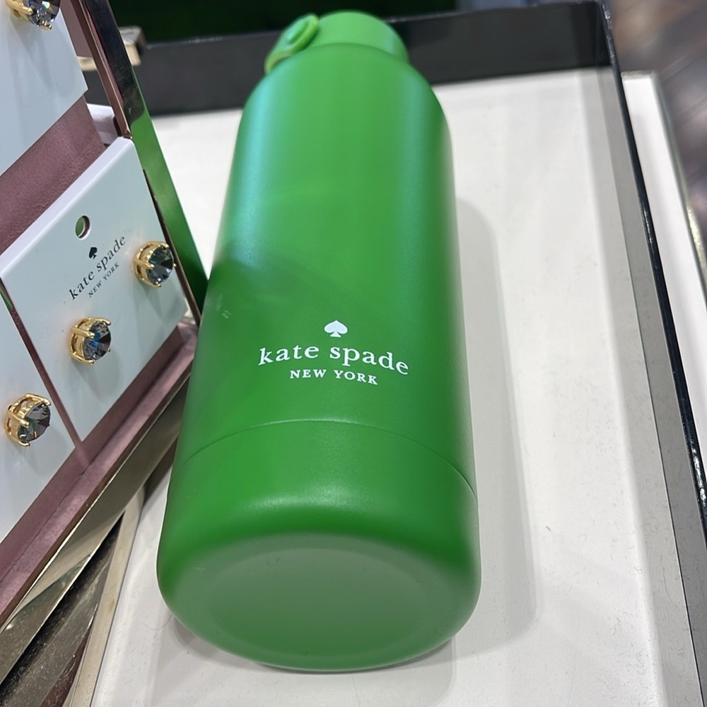 Kate Spade New York Water Bottle
NWT - Picture 1 of 10